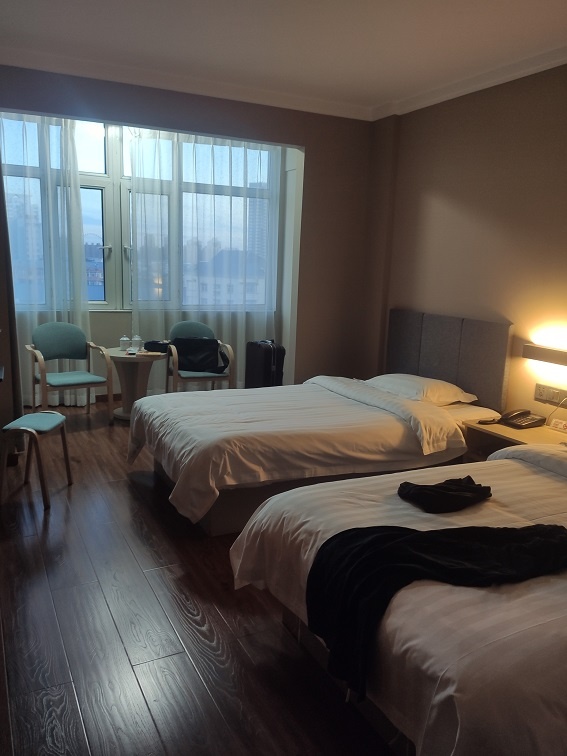 Панорама номера гостиницы в Цзямусы.