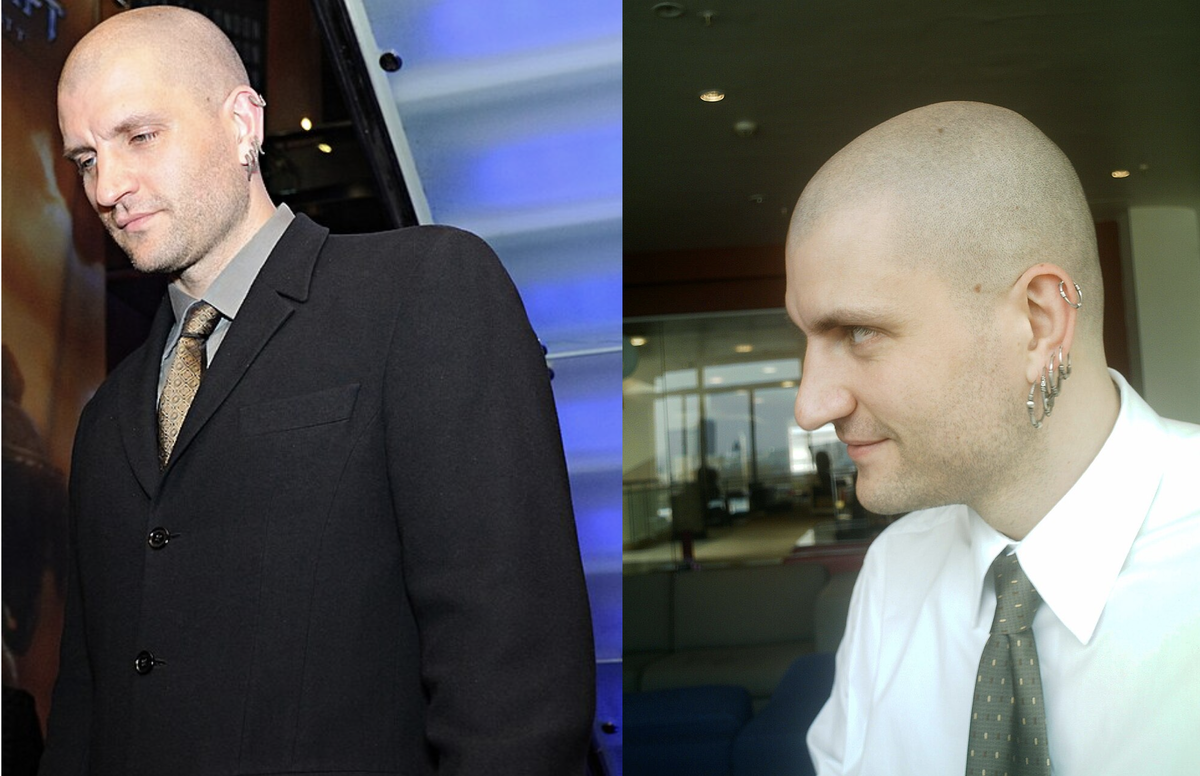 Автор на деловом. Слева - сразу после вручения премии Артура Кларка. Справа - с какой-то конференции. Всё правильно, но даже если вы отпетый неформал, классику можно адаптировать. Сложность в том, что Мьевил качок: тут традиционно сложности с посадкой делового, приходится продумывать либо более расслабленный крой (сейчас могут быть без лацканов, свободные блейзеры и широкие брюки), либо адаптировать классические пиджаки под что-то вроде мундиров. В любом случае, тут фотографии из ранних 2000х, так что это уже больше пример про спортивные типажи, а не про Мьевила - у него 20 лет спустя уже и деловой стиль мог стать отработанным. 