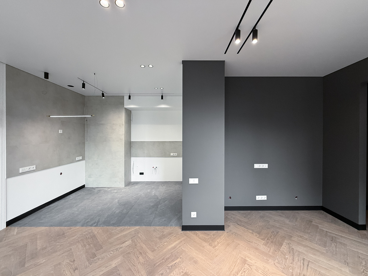 Нет дивана, кухни или комода — только воздух, свет и перспектива.