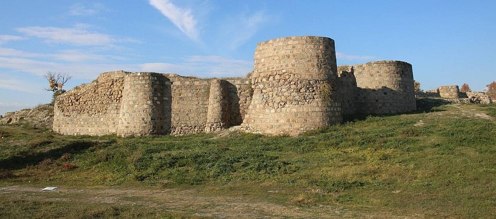    Крепость была построена для защиты юго-восточного подхода к Тбилиси и перестраивалась несколько раз. / Фото: Rustavi History Museum