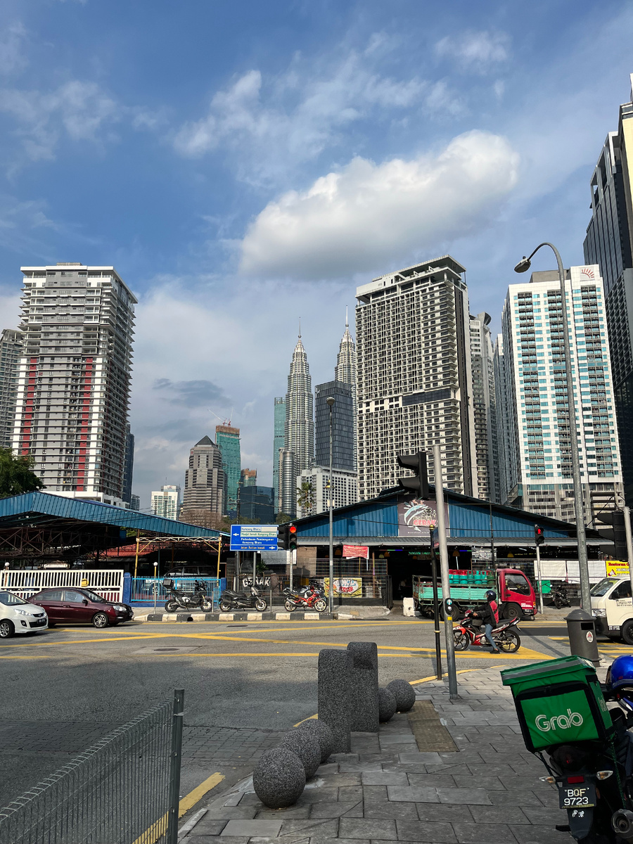 Видны издалека