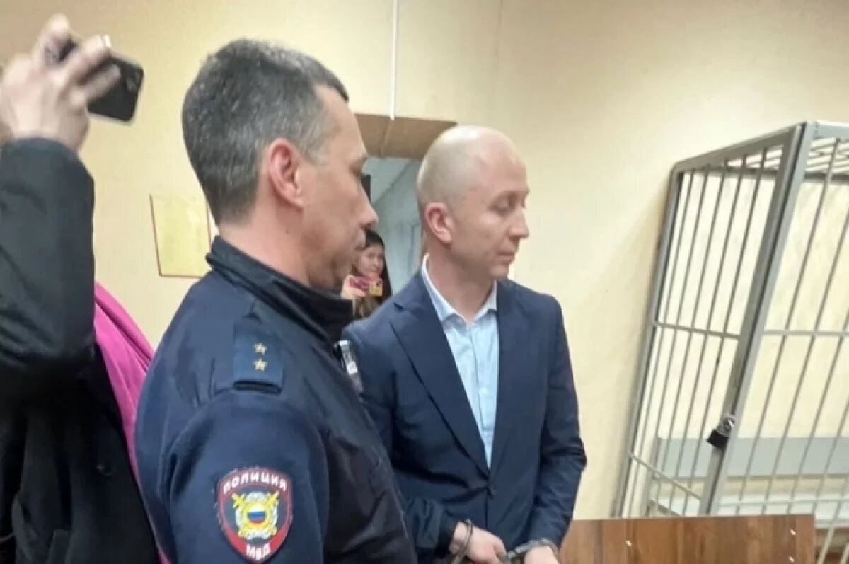    Экс-глава свердловского УЭБиПК Дьяков получил четыре года колонии