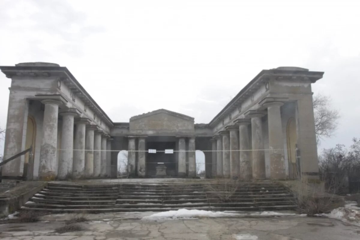    В Волжском мотруарии отслужат молебен в Дмитриевскую родительскую субботу