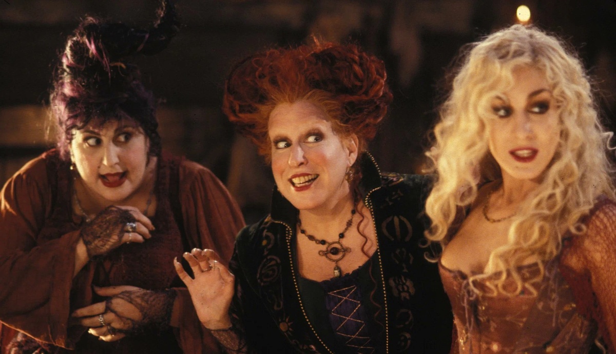 Сказка о трех древних ведьмах, воскресших в ночь на Хэллоуин