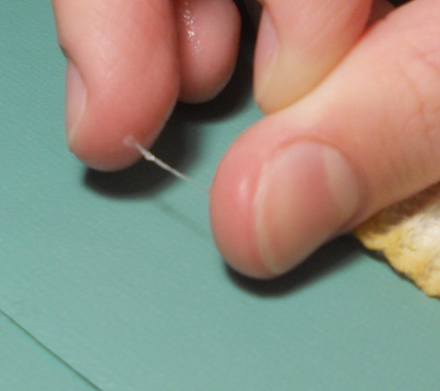 Нити в глазах