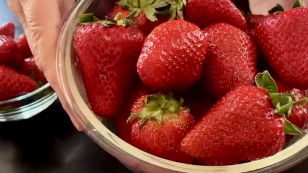 листайте карусель