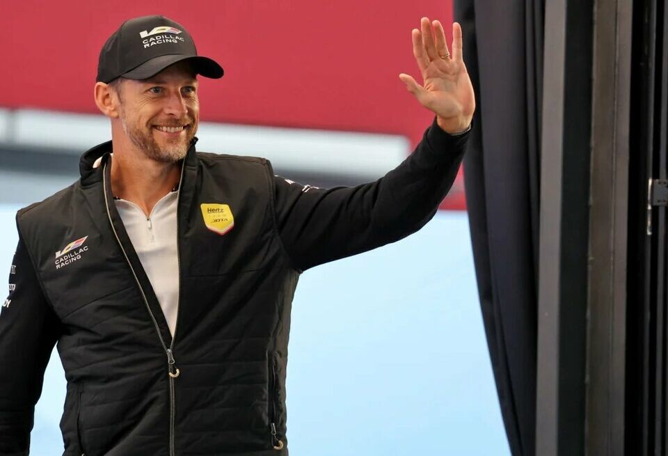    Дженсон Баттон объявил об уходе из гонокFIA WEC