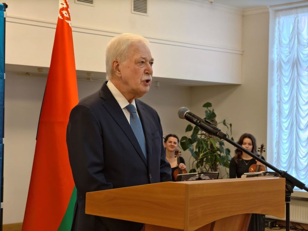    sn-gazeta.ru Максим Захаров