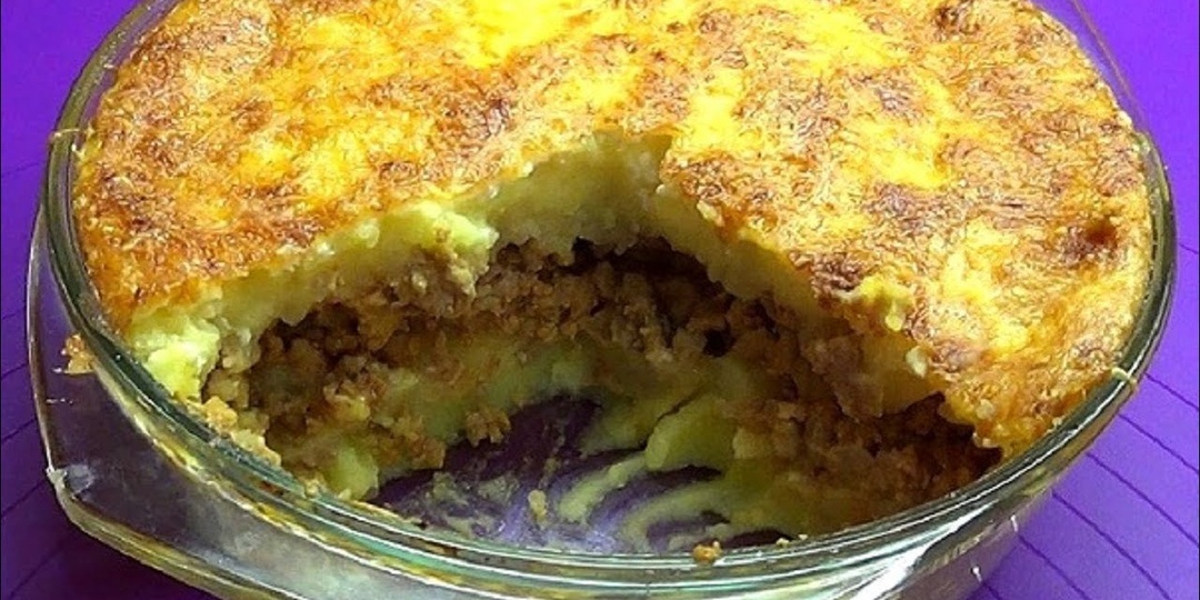 Съели все с удовольствием. Осталось пюре - готовлю картофельную запеканку в духовке