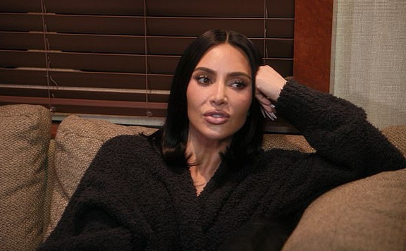 Ким Кардашьян призналась, что считает высадку на Луну в 1969 году фейком