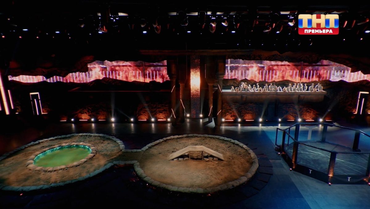 Три арены для поединков.