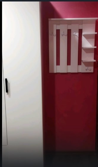 уютная вешалка для одежды,из личного архива