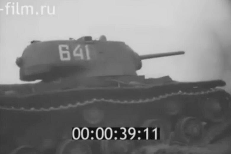 Танк КВ-1 производства ЧКЗ выпуска весны 1942 года на Дальнем Востоке в 1945 году