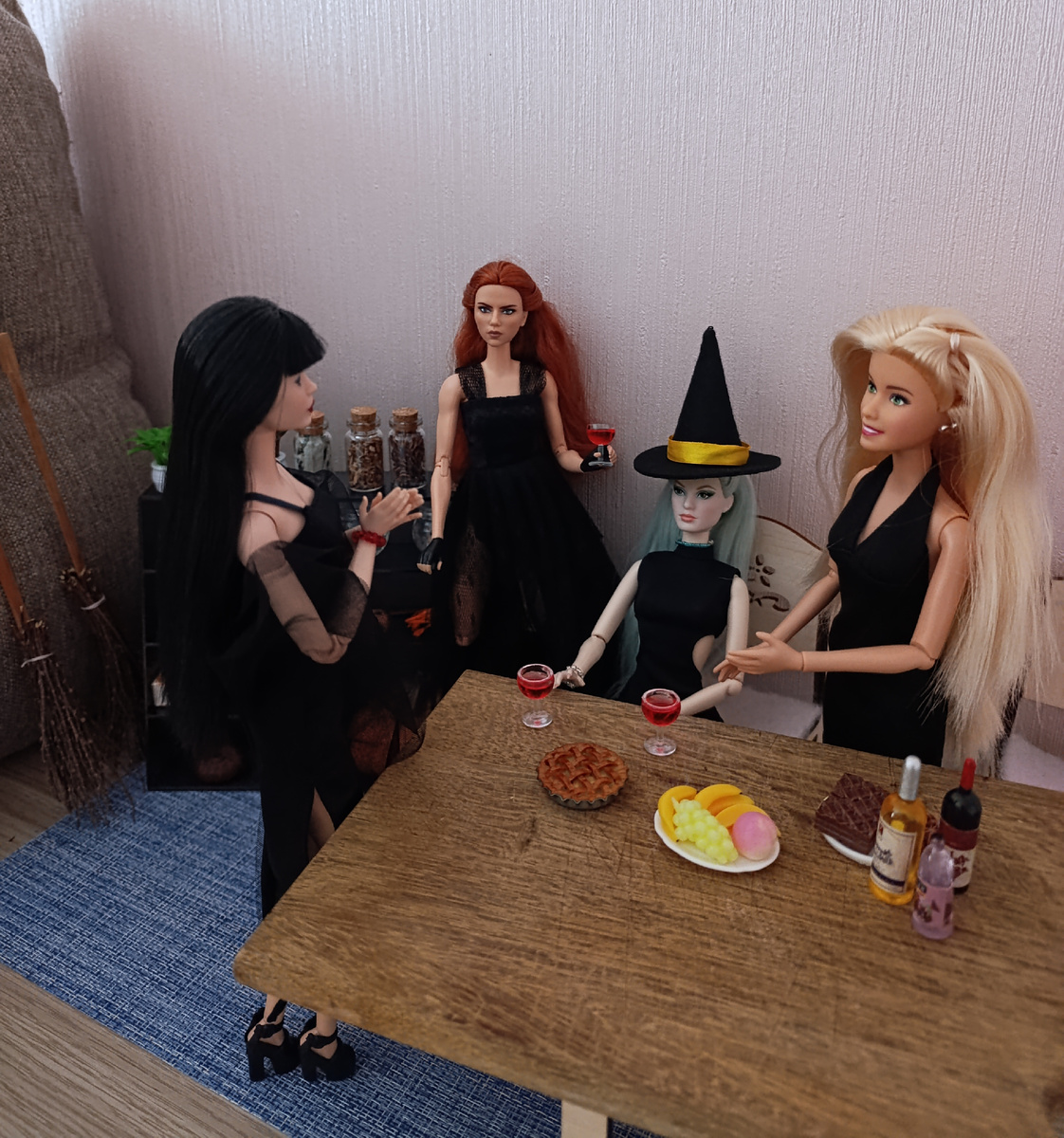 В домике Саксы