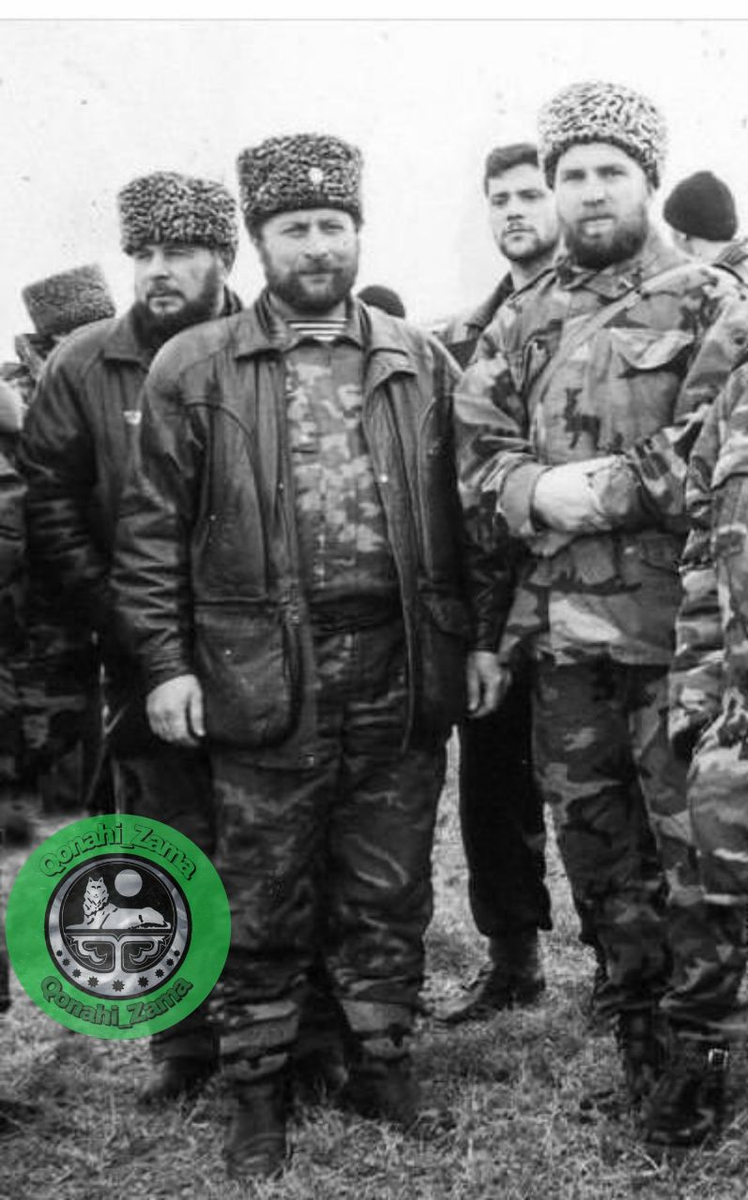 Фото снято 26-го декабря 1996г., на горной вершине «гора Ястребиная», над селением Толстой юрт