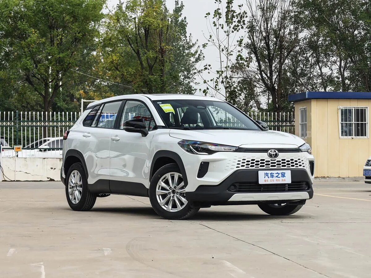 Toyota Corolla Cross 2026, фото: Autohome