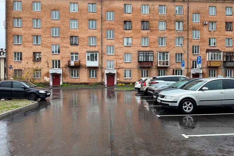    Дворовый праздник устроили для жителей домов № 44 и 46 по бульвару Доменщиков и № 98г, 98 В, 100 Б, 102а, 102 Б по Ленина.