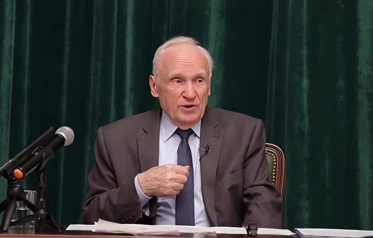 Алексей Ильич Осипов: «Молитва — это подвиг. Подвиг какого рода? Подвиг самопожертвования. Подвиг покаяния. Подвиг очищения своей души...»