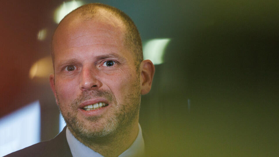     Во Франции назвали безумцем министра обороны Бельгии после его угрозы Москве OLIVIER MATTHYS/EPA/TASS