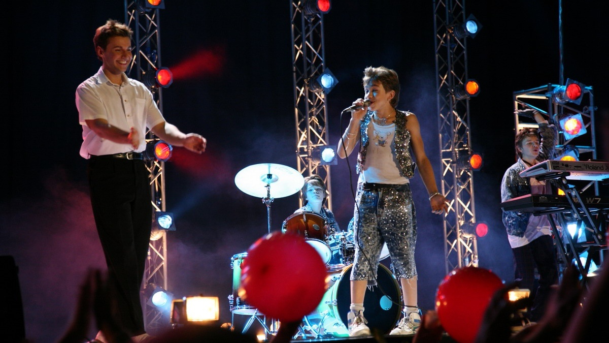 Кадр из мини-сериала «Ласковый май», 2009 год, режиссер Владимир Виноградов