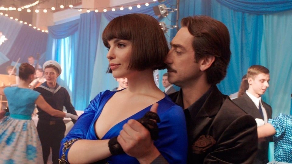 Кадр из мини-сериала «Красная королева», 2015 год, режиссер Алёна Семёнова