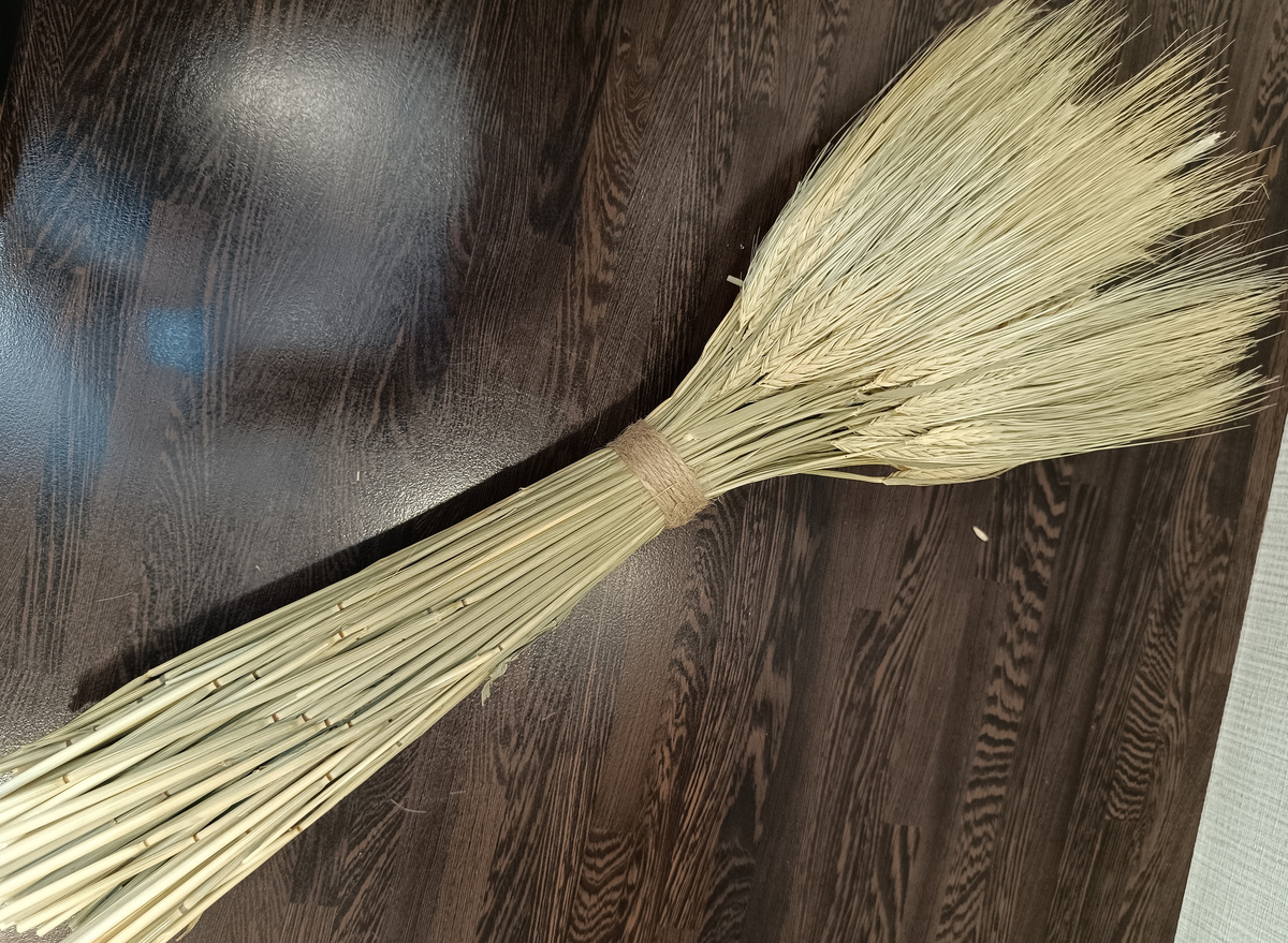 Интерьерный букет из злаков. Фото автора.