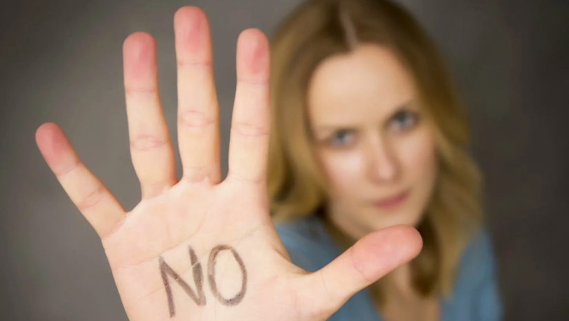 отказалась