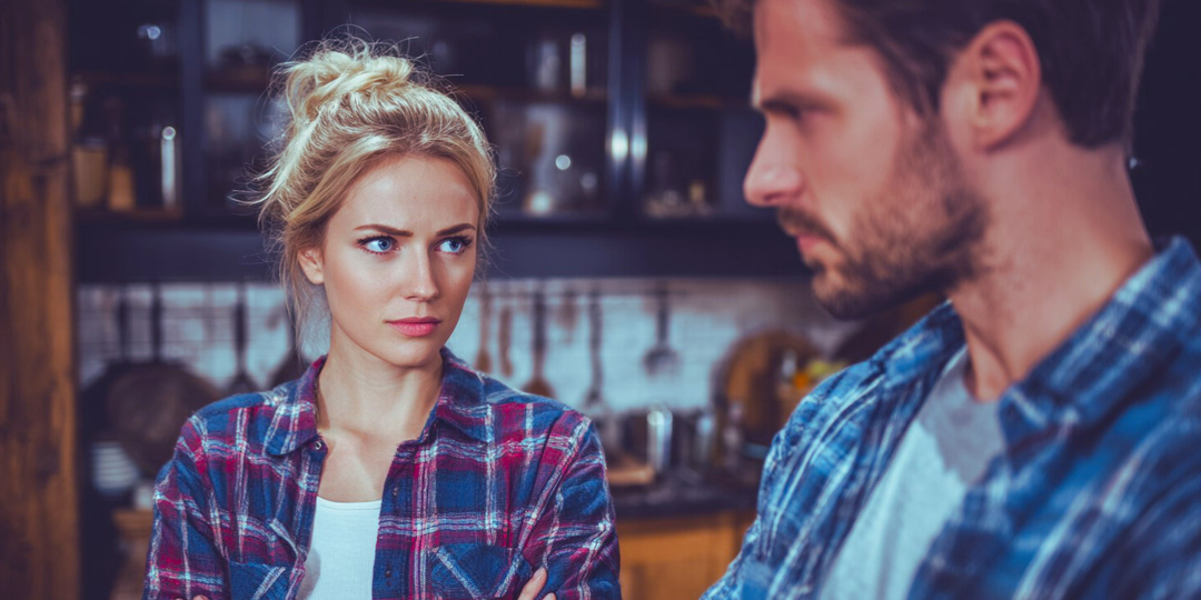 — То есть тебе не хватает внимания моего дома и поэтому ты зарегистрировался в знакомствах? А ты не пробовал начать зарабатывать больше, что