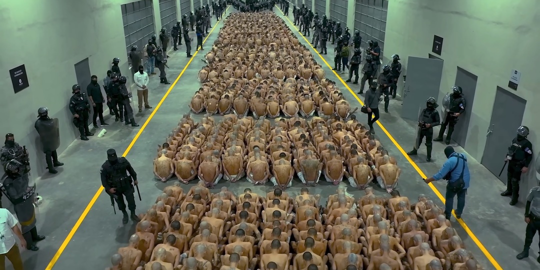 Самая большая тюрьма в мире, из которой нет выхода.