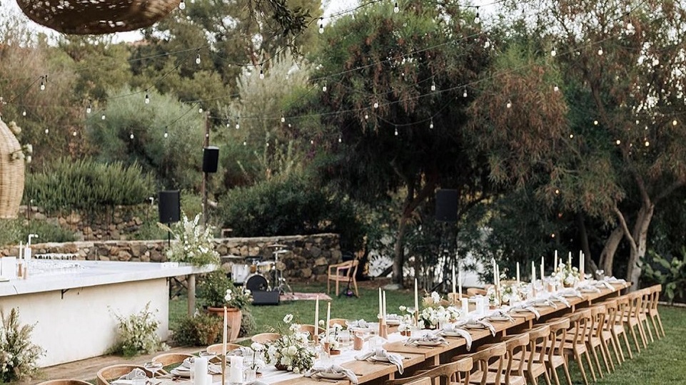 Когда узнала, сколько стоит шатёр, захотелось выйти не замуж, а в окно