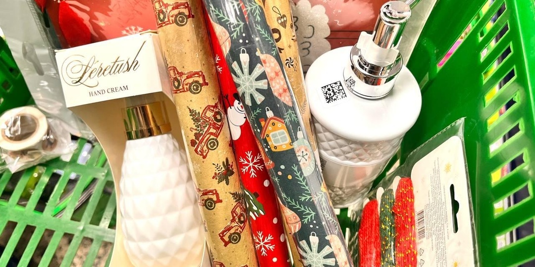 30 октября, а в «Фикс Прайс» уже новогодний ассортимент. Вышла с целым пакетом покупок