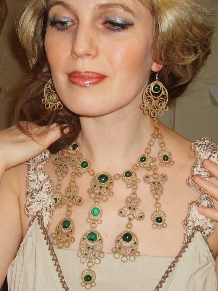 Авторское украшение с малахитом "Бабочки" Автор Светлана Михайлова