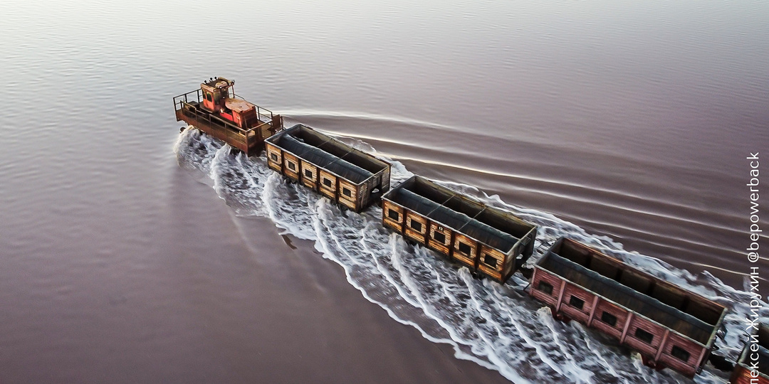 Поезд-амфибия на Алтае: единственный в мире водный поезд