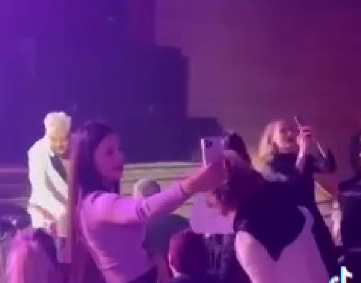 Скриншот из видео 