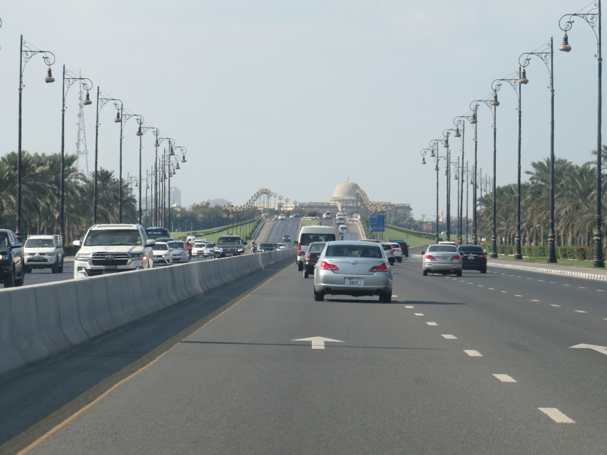 Едем на такси в ОАЭ