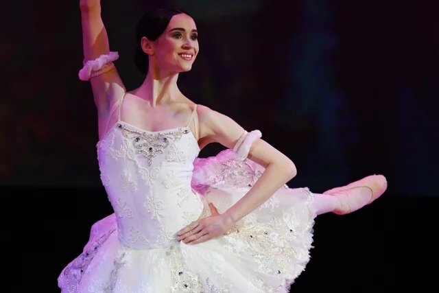    Как прима Мариинского театра Олеся Новикова справляется со стрессом?