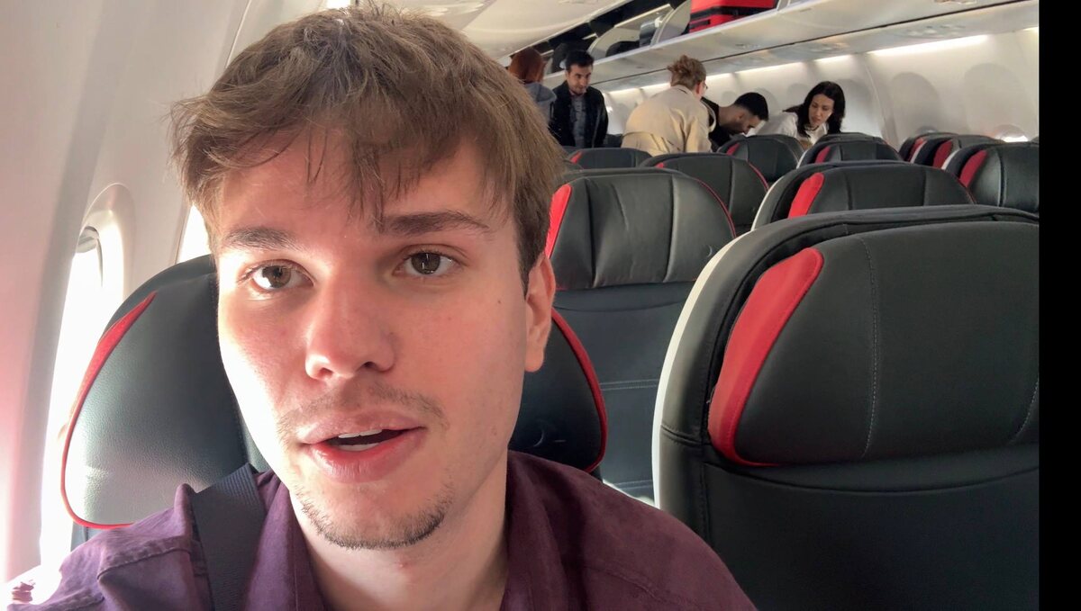 Андрей летит из Стамбула в Анталию