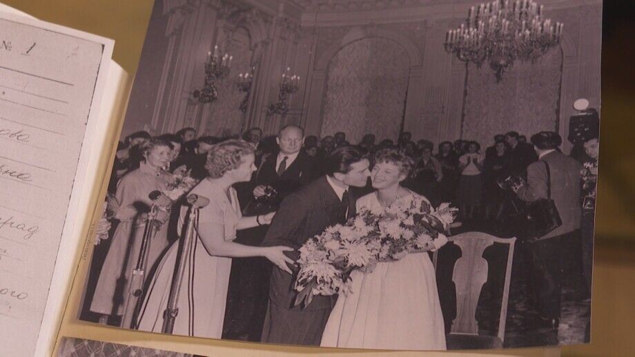 Первая регистрация брака в Дворце бракосочетаний 1 ноября 1959 года