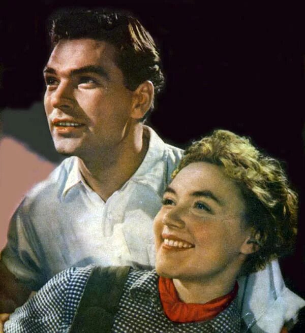 Николай Довженко в фильме "Это начиналось так..."