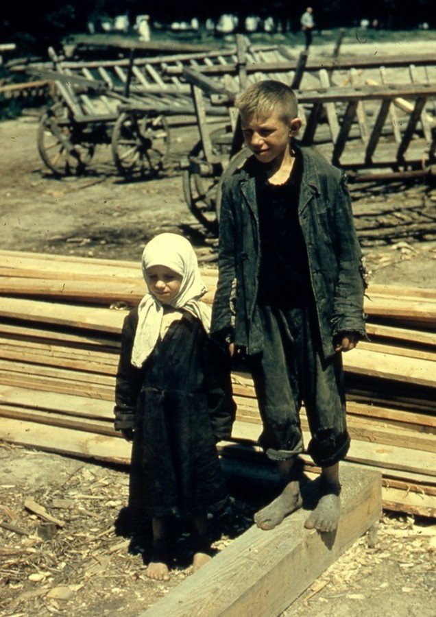 Поволжье, 1958 год, советские космические корабли бороздят просторы Вселенной...