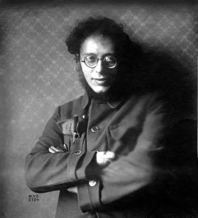 © commons.wikimedia.org
Карл Радек в 1919 году