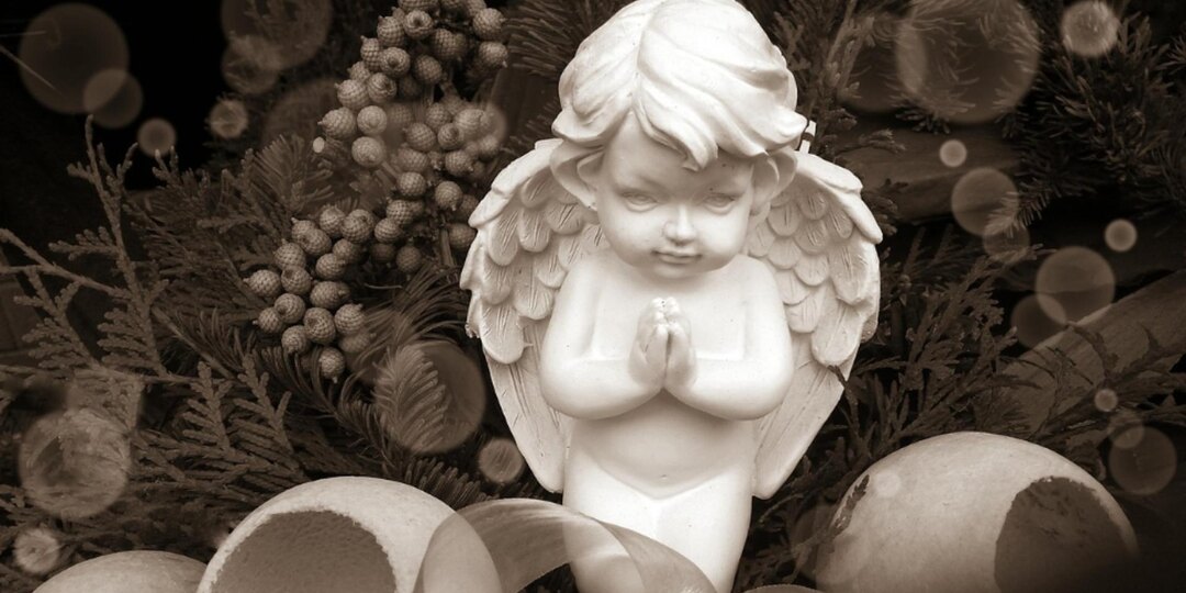 Битва за елочного монстра: как в 1930-х производители украшений судились за право выпускать жутких ангелов