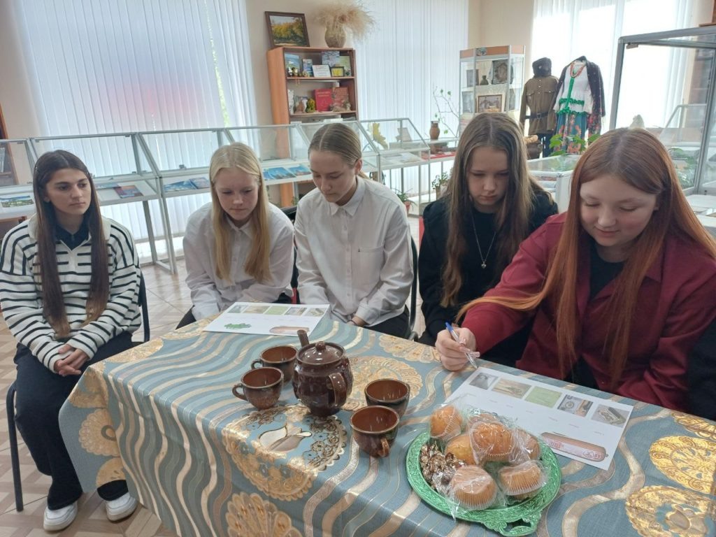    Ученики школы №5 имени  атамана Платова "Наша газета"