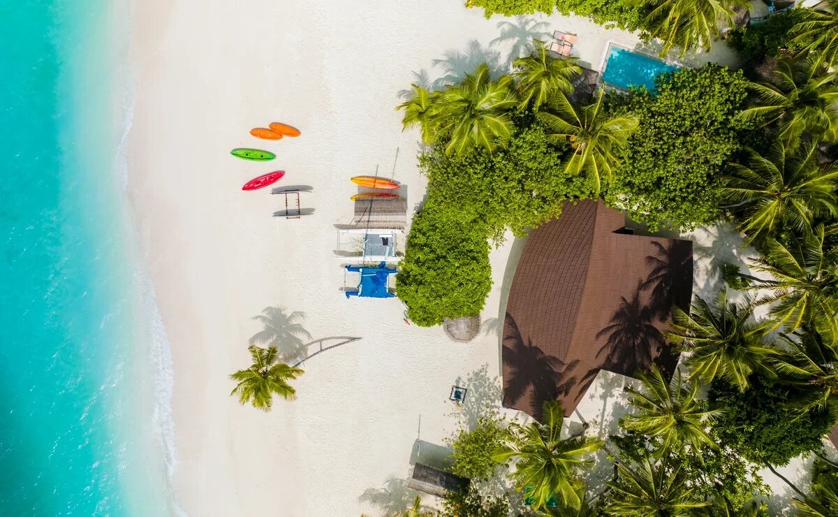    На пляж в ноябре за 47 тысяч рублей с перелетом: подборка дешевых туров в 16 стран