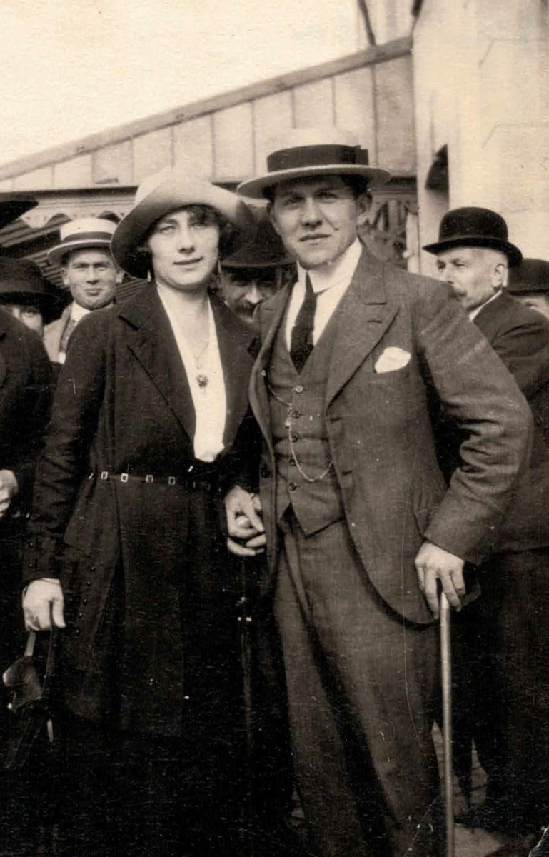 Луи Тенартс и Клементина Дуар де Гадо, 1924