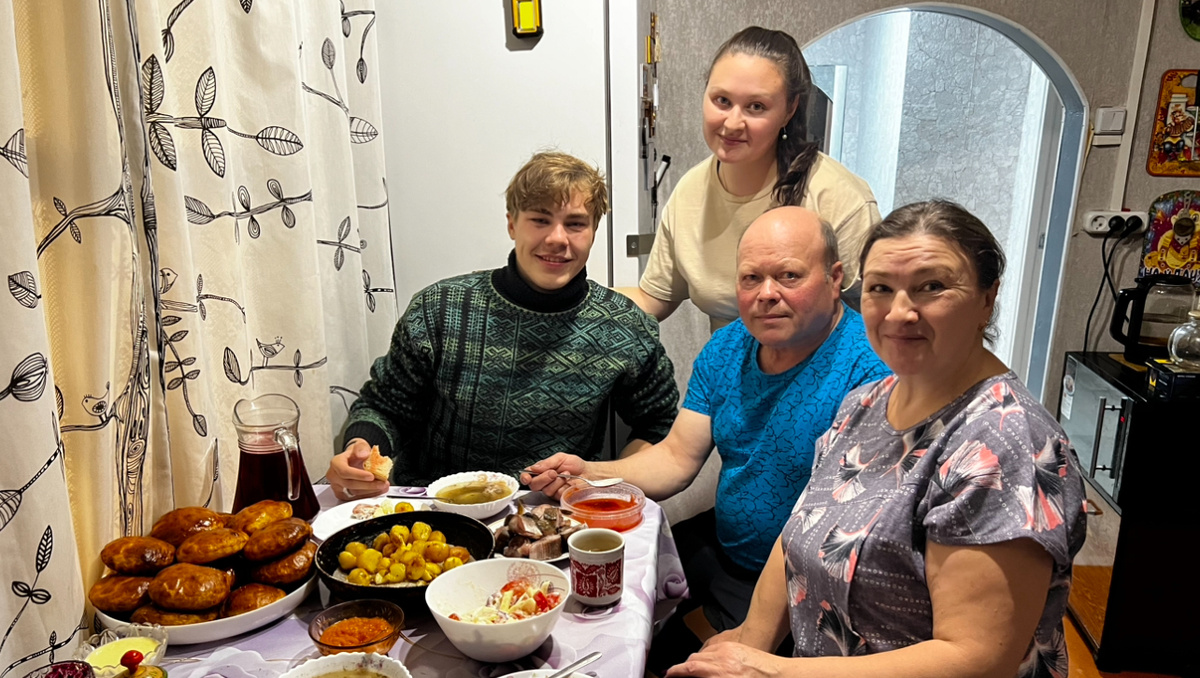 Застолье в Пожне