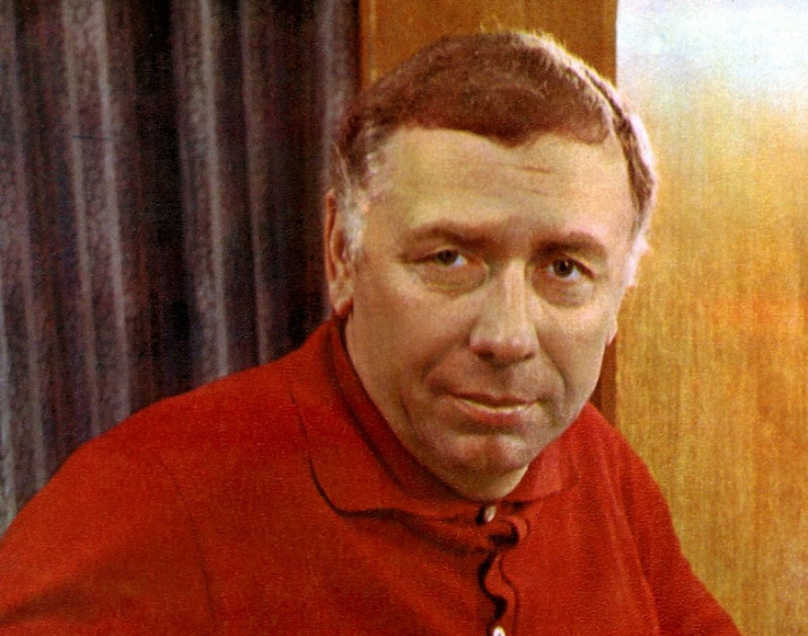 Анатолий Папанов