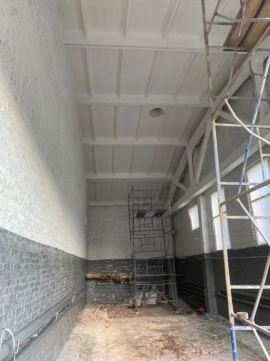 Покраска без остановки производства: восстановление металлоконструкций на работающем объекте