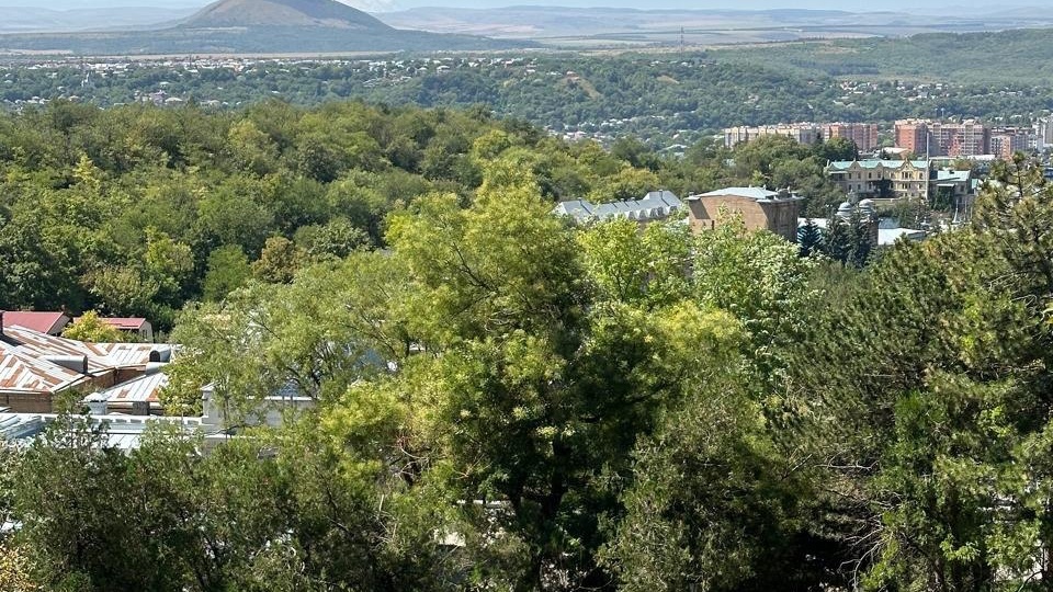 Путешествие из Ессентуков к загадочному стражу Пятигорья