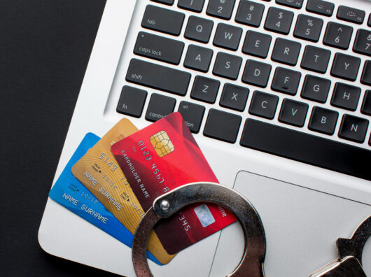    мошенники // фото: Изображение от freepik